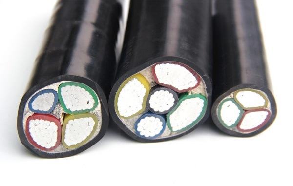 Chine 
                                 Isolation en PVC Aluminium	Aluminium Câble d'alimentation Câble 4X95                              fabrication et fournisseur