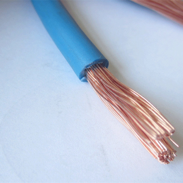 
                Cavi flessibili in rame con isolamento in PVC H05V-K cavo in filo isolato in PVC H07V-K Cuivre 1X10 mm2
            