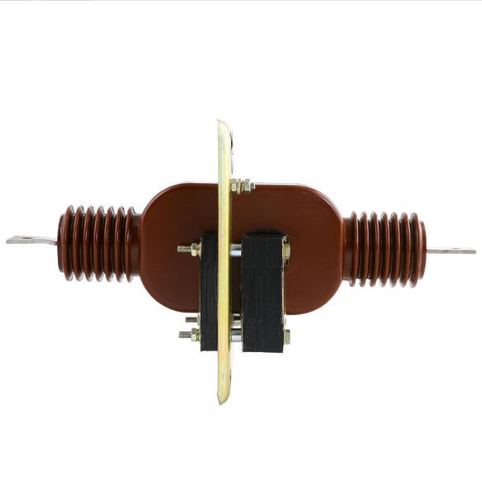 
                La-10 5-40A 0.2-0.5/10p 10/15va courant haute tension intérieur semi-fermé Transformateur transformateur d′instrument
            