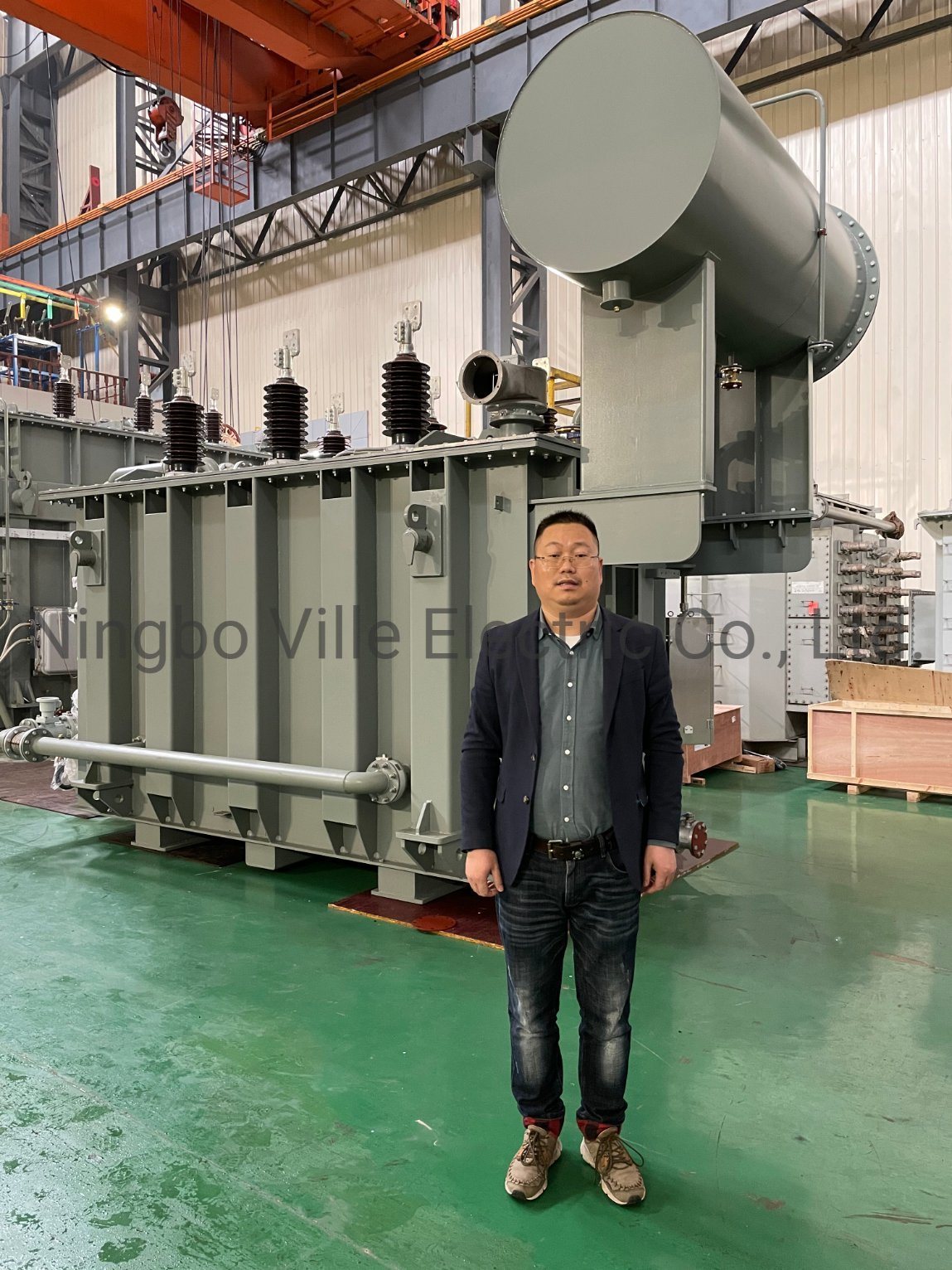 Cina 
                Trasformatore elettrico per forni ad arco da 140000kVA /35kv LV 700V~1350V
              produzione e fornitore