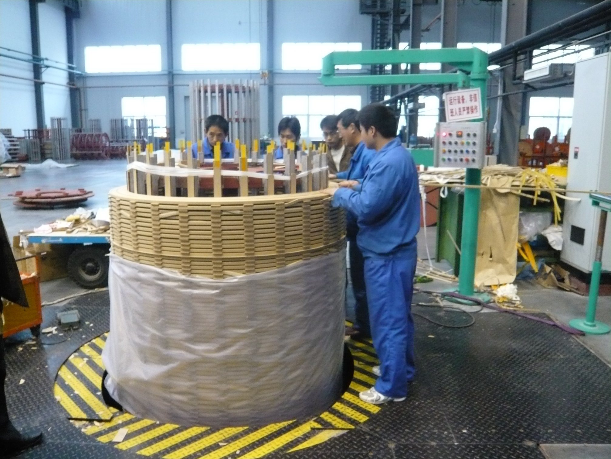 Cina 
                Bobine in resina fuso per trasformatore a secco 6 kv 11 kv 22 kv 35 kv, bobina trasformatore a secco, nucleo trasformatore
              produzione e fornitore