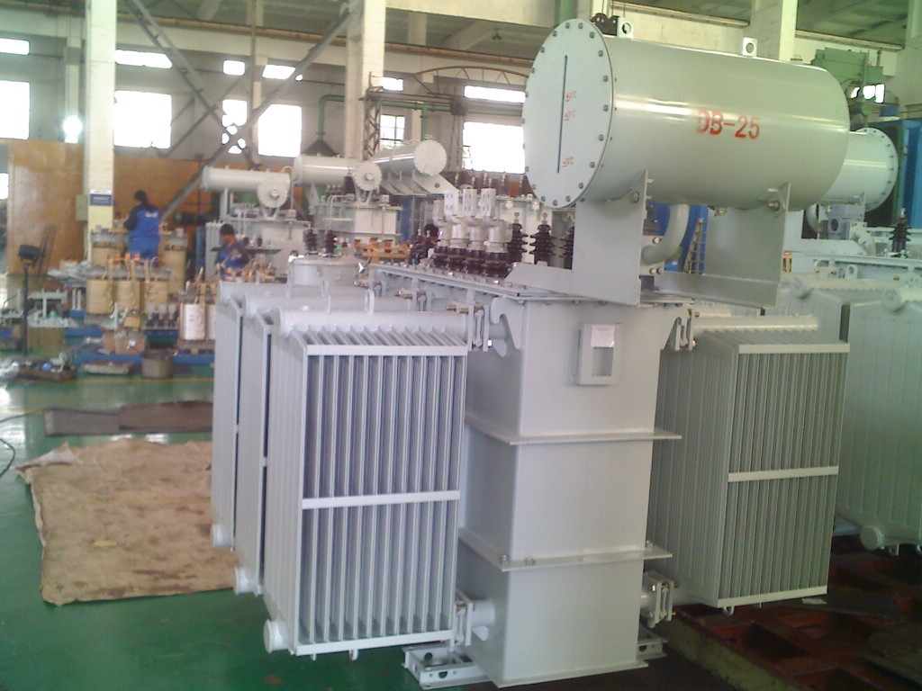China 
                Ölgetaucht Leistungstransformator / Umspannwerk Vorgefertigte Umspannstation
              Herstellung und Lieferant