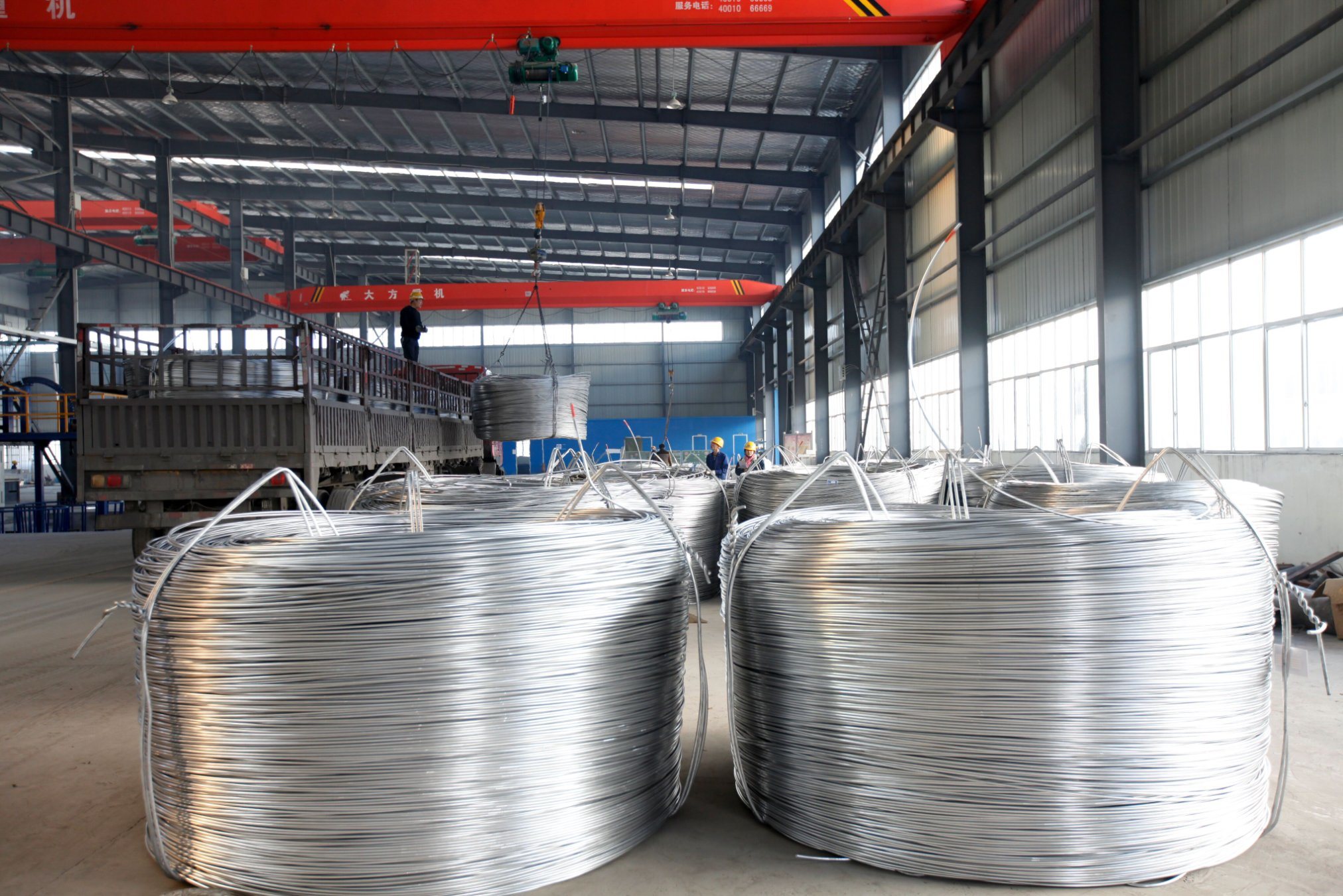 Cina 
                China Manufacture 9.5mm 6201 Aluminum Alloy Round Rod Aluminum Wire Rod
              produzione e fornitore
