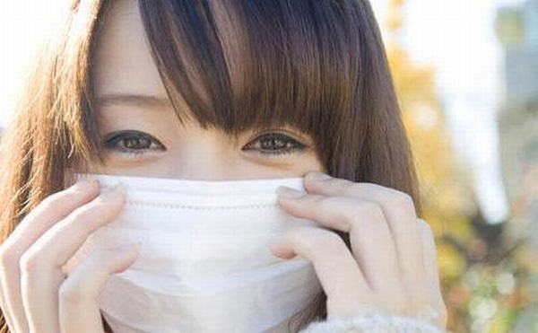 Chine 
                                 3 couches de tissu non tissé non tissés jetables EPI anti-poussière protecteur facial                              fabrication et fournisseur