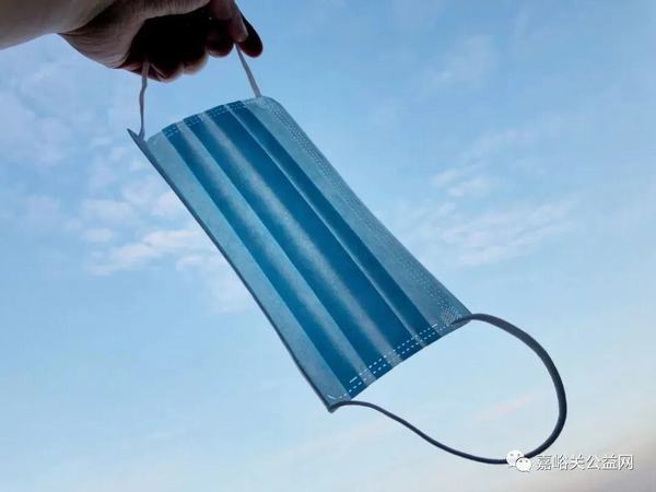 China 
                                 Azul de protección personal de color blanco de 3 cabos Mascarilla desechable por farmacia                              fabricante y proveedor