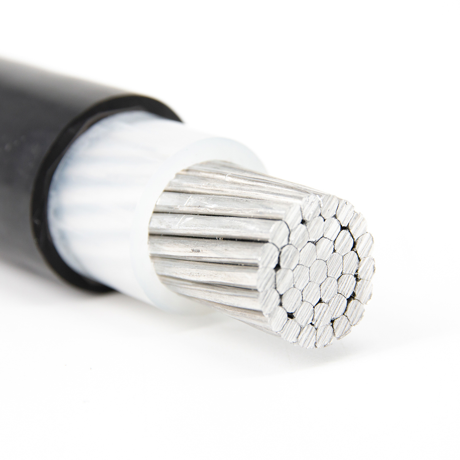 
                1kV 6sqmm/0,6 cable de alimentación con revestimiento de PVC aislado XLPE de núcleo único Yjlv
            