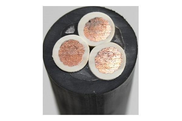
                                 H07RN-F Conducteur en cuivre gainés de caoutchouc 3 câble en caoutchouc de base                            