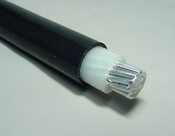China 
                                 Isoliertes Kabel mit 10 kv/33 kv/35 kv XLPE-Isolierung aus PE-Ummantelung/Jacke                              Herstellung und Lieferant