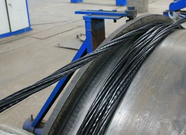 China 
                                 LV/Mv-Kabel aus Kupfer-/Aluminiumkern Mit Kabelbündeln, XLPE-Isoliert, 11 kv, 33 kv, Abc-Kabel Über Kopf                              Herstellung und Lieferant