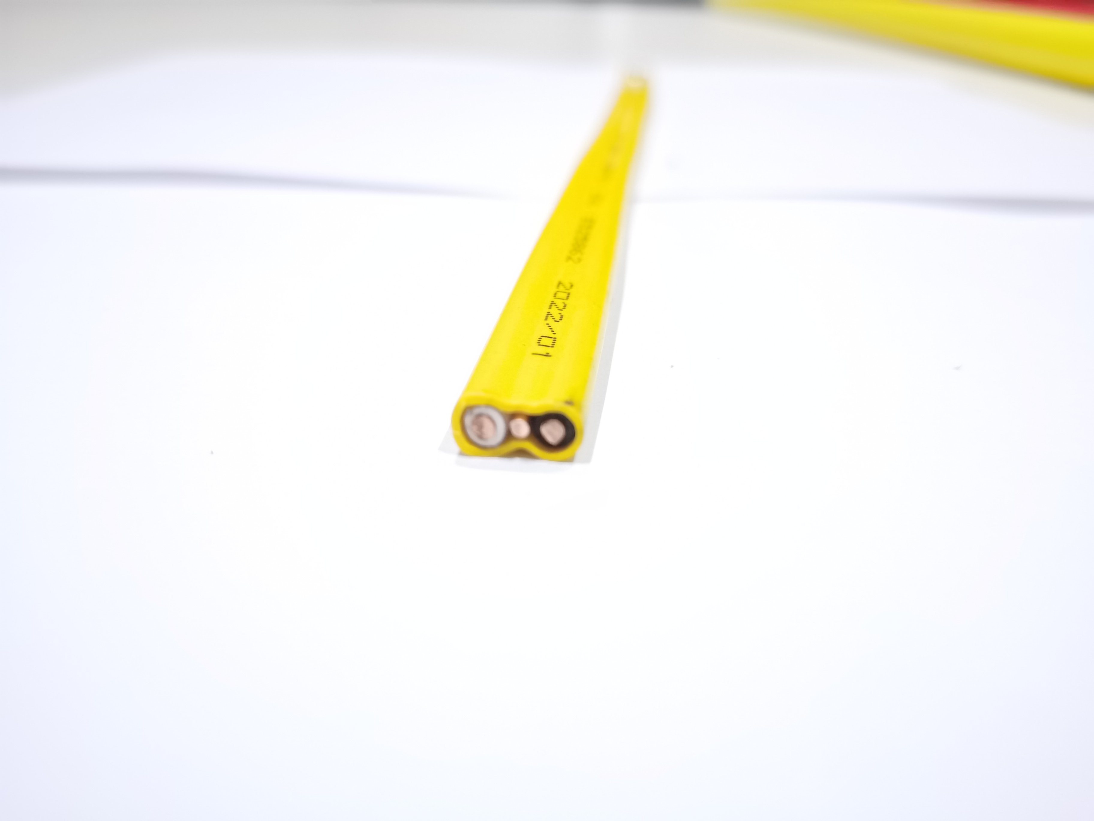 China 
                Hebei Huatong cables cable plano o redondo (3, 4cores) Nmd90 China Fabricación
              fabricante y proveedor