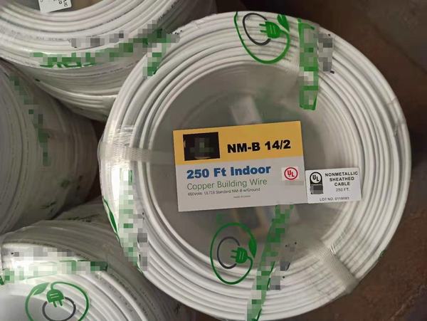 
                                 Nm-B sur le fil Thhn Gaine en PVC de base 12/2, 14/2 UL prix d'usine câble Nonmetallic-Sheathed la production de masse le fil de bâtiment                            