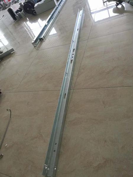 Hot DIP Galvanized 4 Pole Supporting Crossarm (LV)