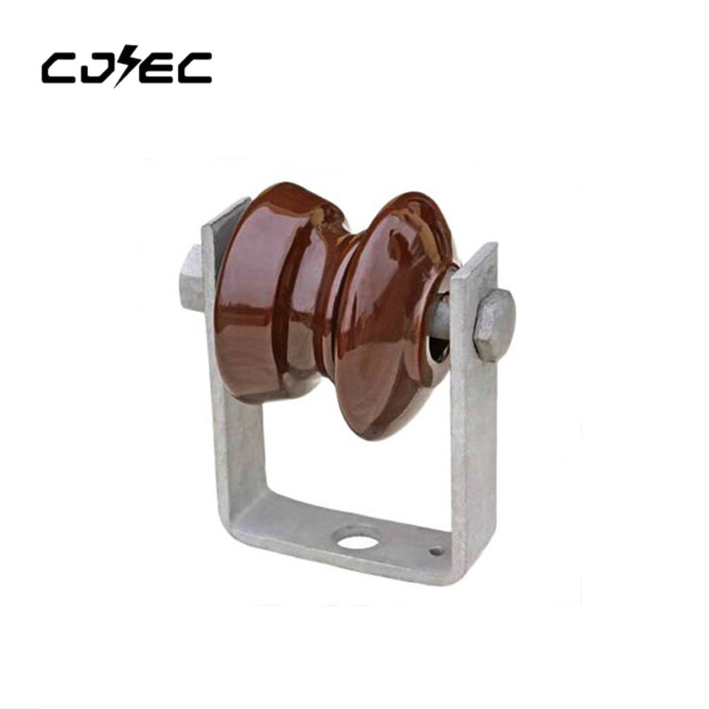 China 
                Reel Isolator Ceramic LV Shackle Insulator Price
             on sale