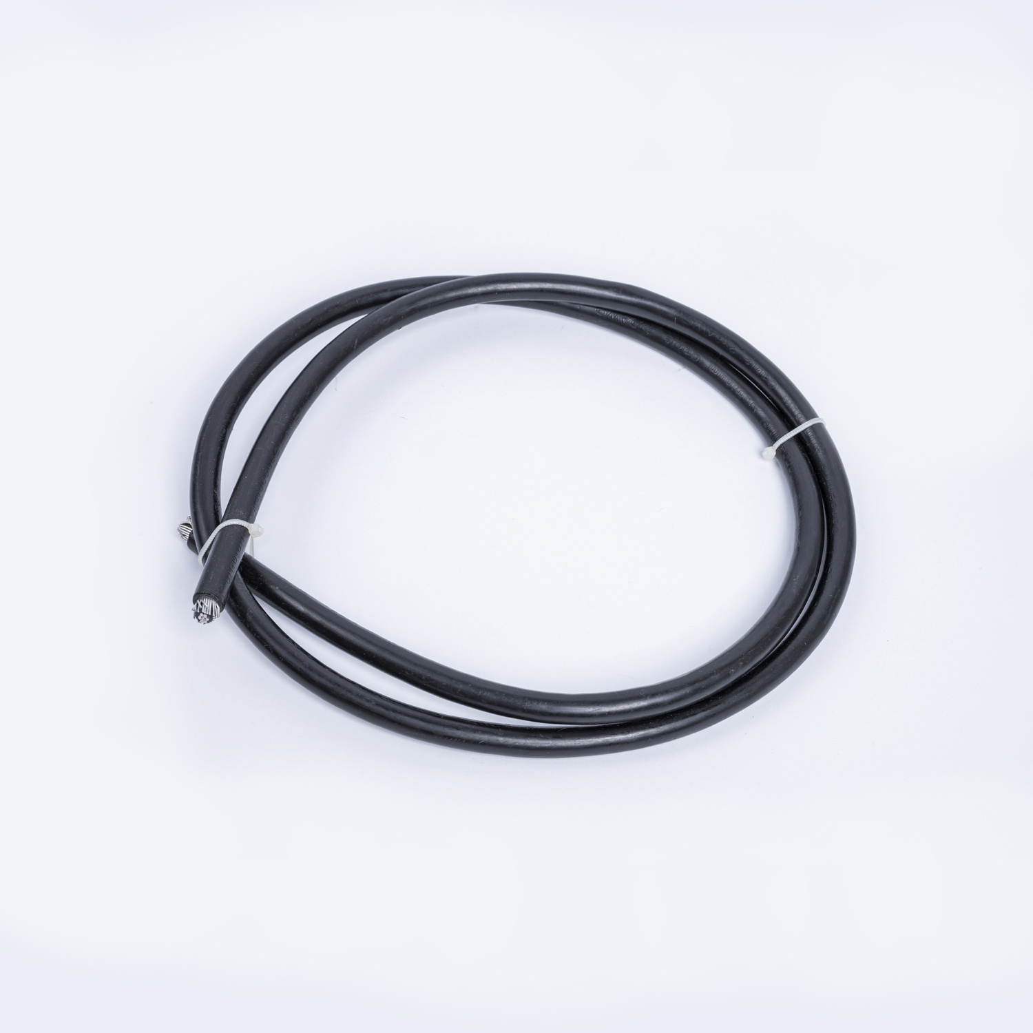 China 
                4/0 AWG cable de alimentación al Concéntrica Neutral XLPE Media tensión Cable
              fabricante y proveedor