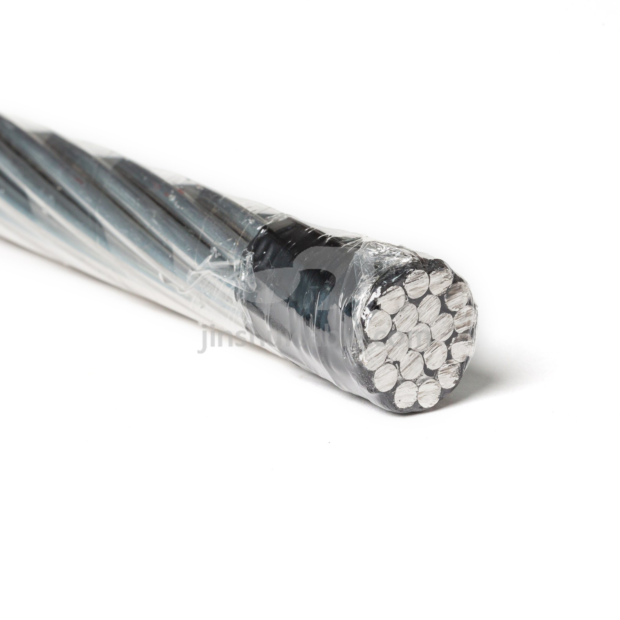 
                Elektrischer ACSR 100 mm2 ABC-Kabel blank 50 mm2 hartgezogener Stahlkern Aluminiumleiter
            