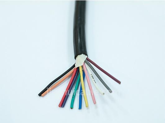 
                H07VVH6-F câble souple de grue 4GX25mm2 Câble de commande de câble d′élévateur à plat
            