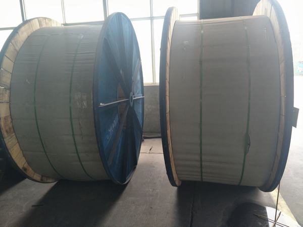 China 
                        Much Discount Cable of 15kv 336.4mcm Tree Wire 3layer (ACSR/XLPE/XLPE) ASTM B 232/ Astmb 498
                      manufacture and supplier