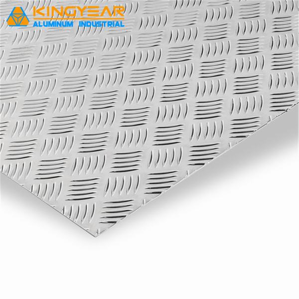 China 
                        (1050 1060 1070 3003 5052 5083 5086 5754 6061) Aluminum Alloy Tread Checkered Embossed Plate
                      manufacture and supplier