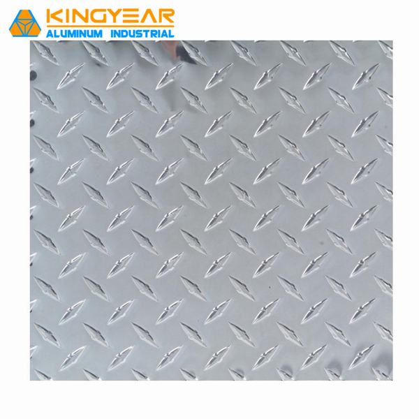 
                                 Un piatto di alluminio dell'impronta della barra cinque barre/due/diamante Parrtern (1050 1060 1100 3003 3004 5052 5754 6061 6063)                            
