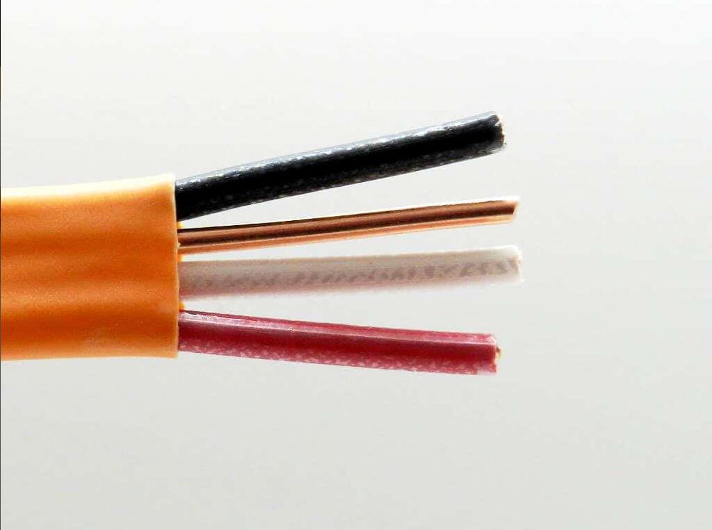 
                Câble électrique en fil de cuivre Nmd90 8-3 NMD calibre de fil 90 Remplacement du faisceau
            