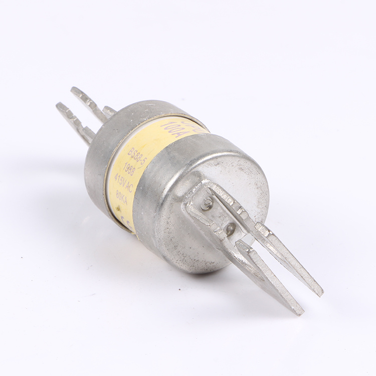 China 
                        Cutout Fuse J Type Wedge Fuse & Base for Pole Mounting
                      manufacture and supplier