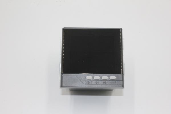 
                                 Misuratore di potenza trifase Smart Digital Panel con display LED                            