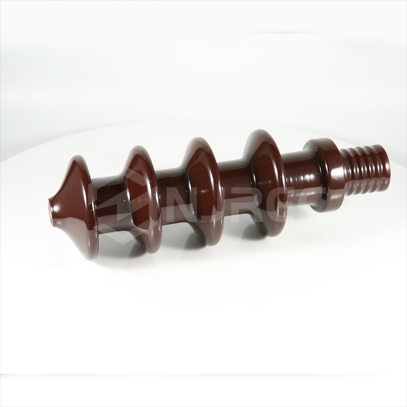 China 
                3KV 250A Bushing Insulator for transformer DIN42539
              manufacture and supplier