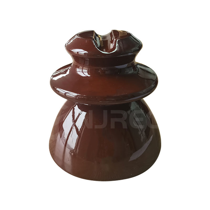 China 
                Isolador do poste da estação cerâmica de porcelana ANSI 52-4 de alta tensão
              fabricação e fornecedor
