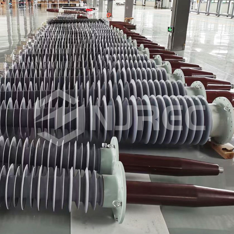 China 
                Ventas de fábrica HV resina impregnada de papel casquillo condensador RIP capacitivo Casquillo del transformador
              fabricante y proveedor