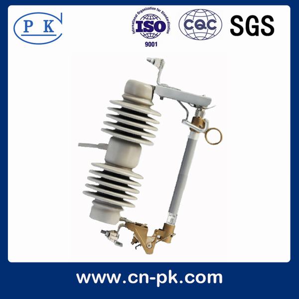 China 
                                 11KV-33KV 100/200un recorte de la caja de fusibles de deserción de porcelana                              fabricante y proveedor