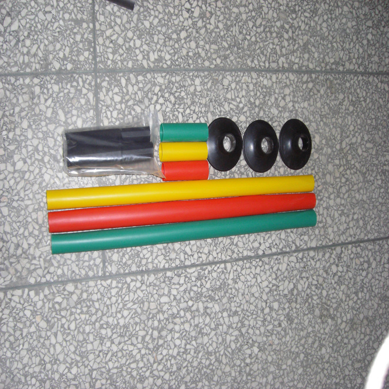 China 
                0,6/1kV terminaciones de cable de alimentación termorretráctil de baja tensión
              fabricante y proveedor