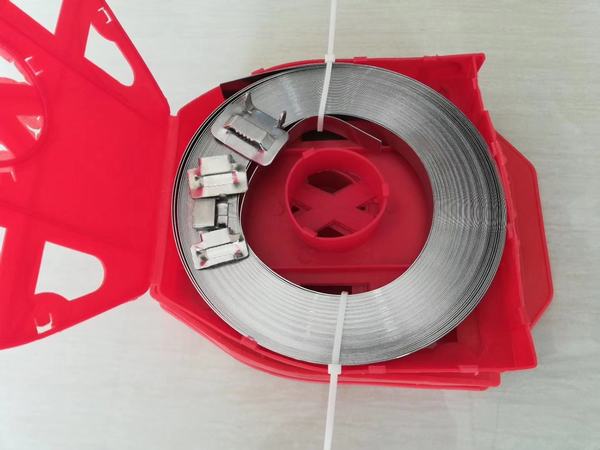 China 
                                 Fabrik Direktverkauf Edelstahl-Band mit guter Pricce                              Herstellung und Lieferant