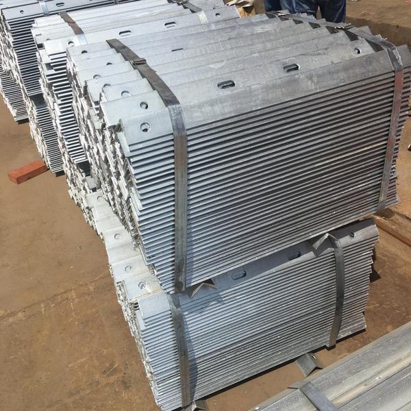 Китай 
                                 заводская цена стальной швеллер Crossarm фитинг для линий электропередач                              производитель и поставщик