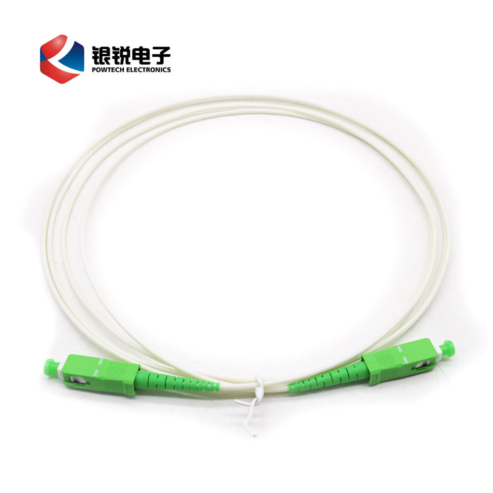 China 
                Puente de simplex de alta calidad G652D/G657SC UN APC APC SC 2mm 3mm de fibra óptica de PVC/LSZH Cable con conector
              fabricante y proveedor