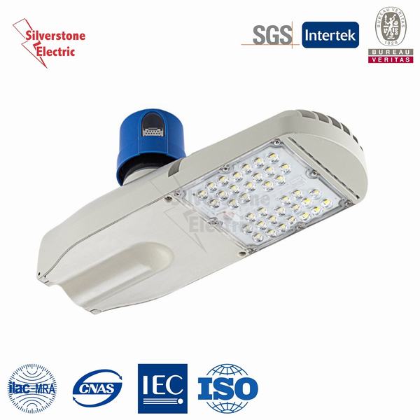Chine 
                                 Rue lumière LED Outdoor Luminaire IP66 de lumière LED de la rue Pallas série                              fabrication et fournisseur