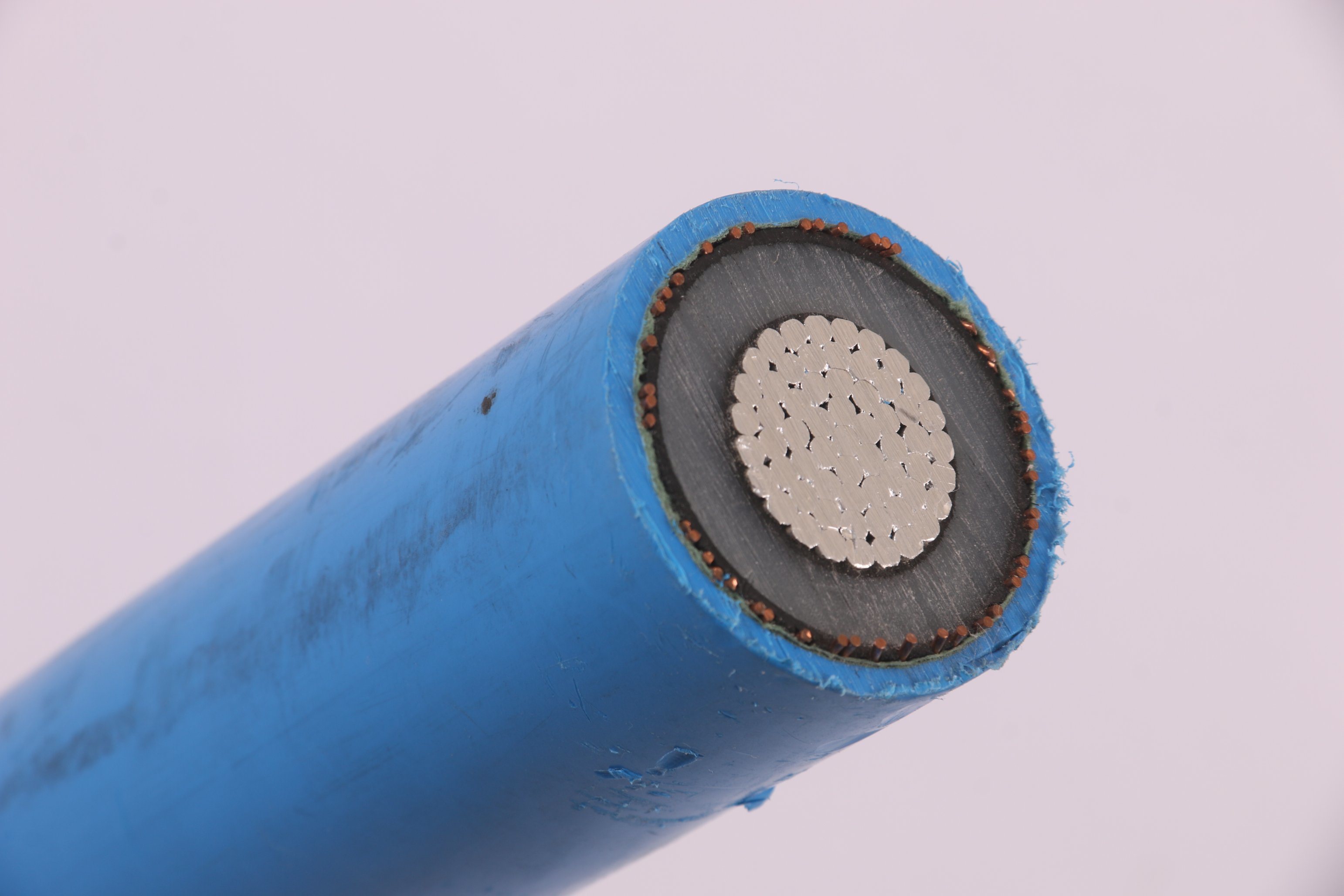 
                Cable de alimentación XLPE/PVC/PE de núcleo conductor de aluminio de media tensión
            
