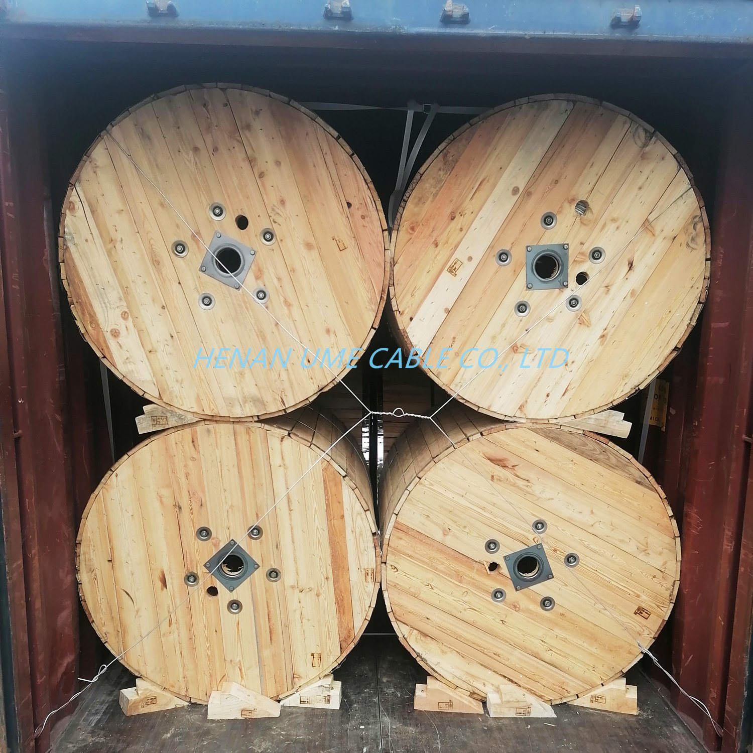 China 
                Norma BS EN50183 Mulberry Poplar Sycamore todos os Cabos de Alumínio Liga CAL 7/19/37/61 o cabo de alumínio entrançado
              fabricação e fornecedor