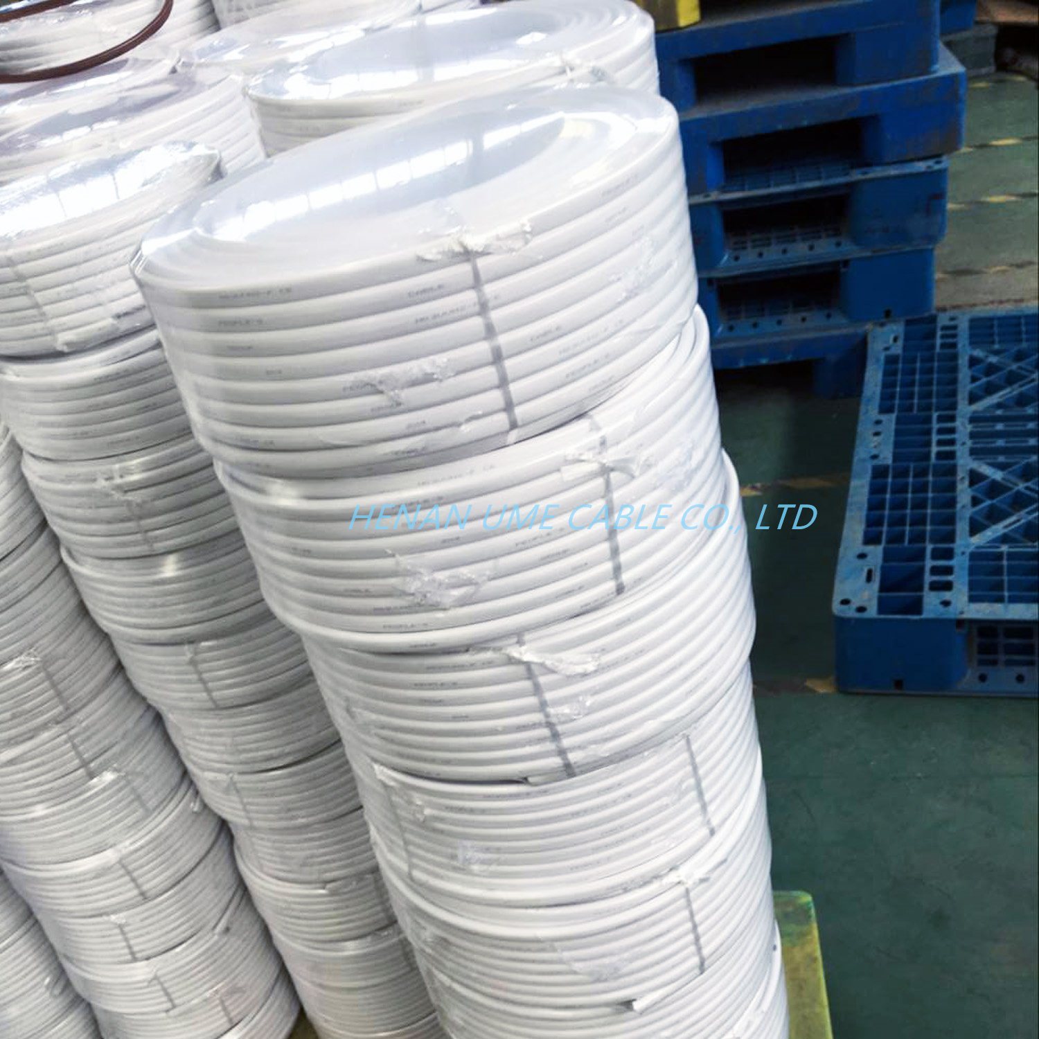China 
                Elektrisches H05VV-F H05vvh2-F 300/500V harmonisiertes PVC-Netzkabel 4 x 0,75 5 x 0,75 5 gx1,0 mm2 Myym-Kabeldraht
              Herstellung und Lieferant