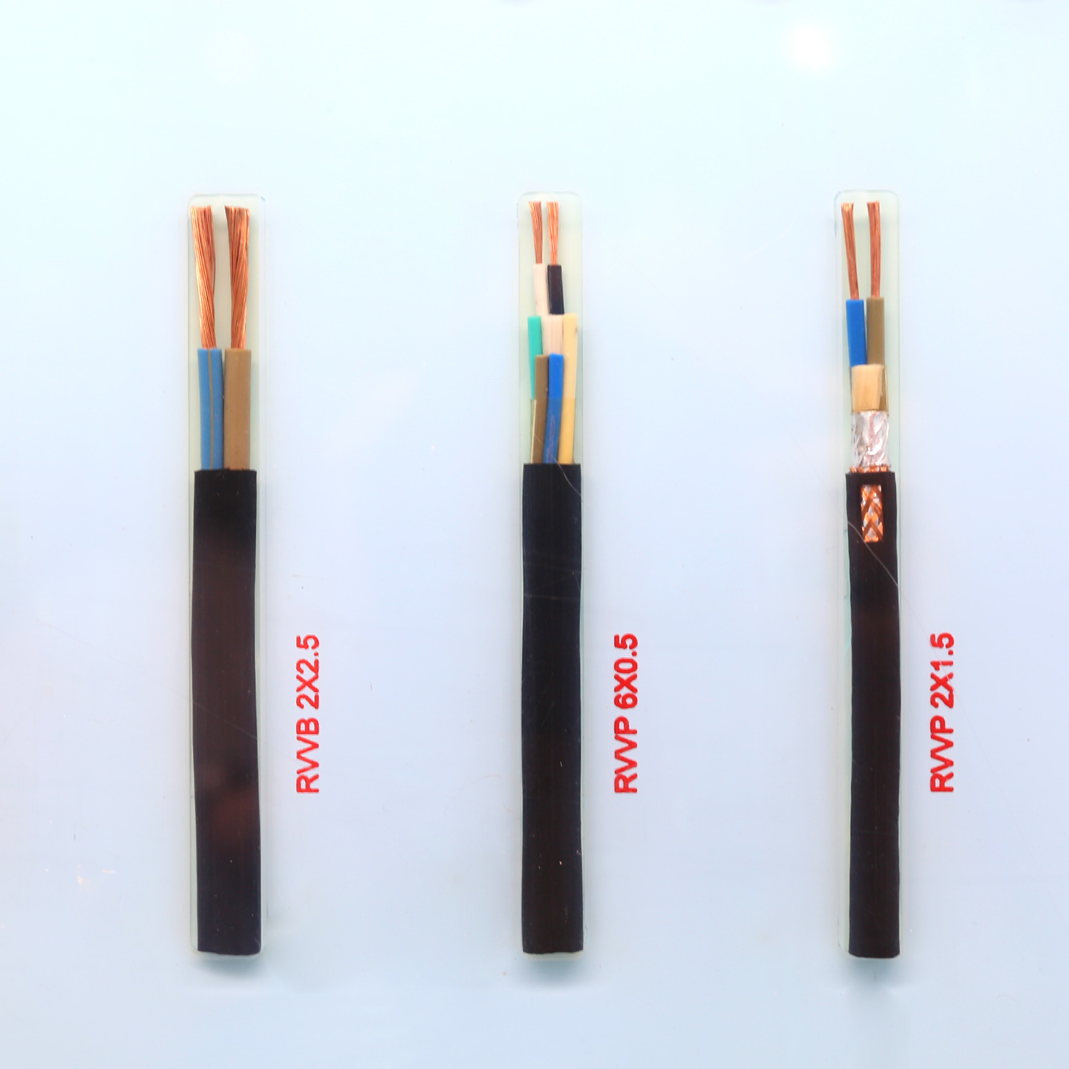 China 
                        300/500V Copper Stranded Wires Single Core Three Cores 1.5mm2 2.5mm2 4mm2 6mm2 10mm2 PVC Insulated and PVC Sheath Flexible Cable
                      manufacture and supplier