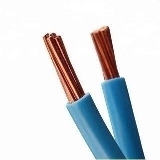 
                IEC60227 300/500V Single Core dois núcleos três Núcleos 3 x 1,5mm2 3 x 2,5mm2 com isolamento de PVC flexível de fio de cobre entrançado Condutor de bainha de PVC de tela flat cable
            