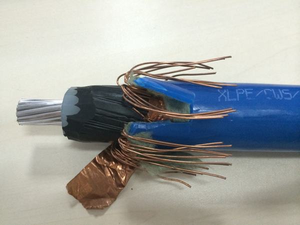 Китай 
                                 11кв алюминиевый XLPE изоляцией короткого замыкания кабеля питания                                 производитель и поставщик