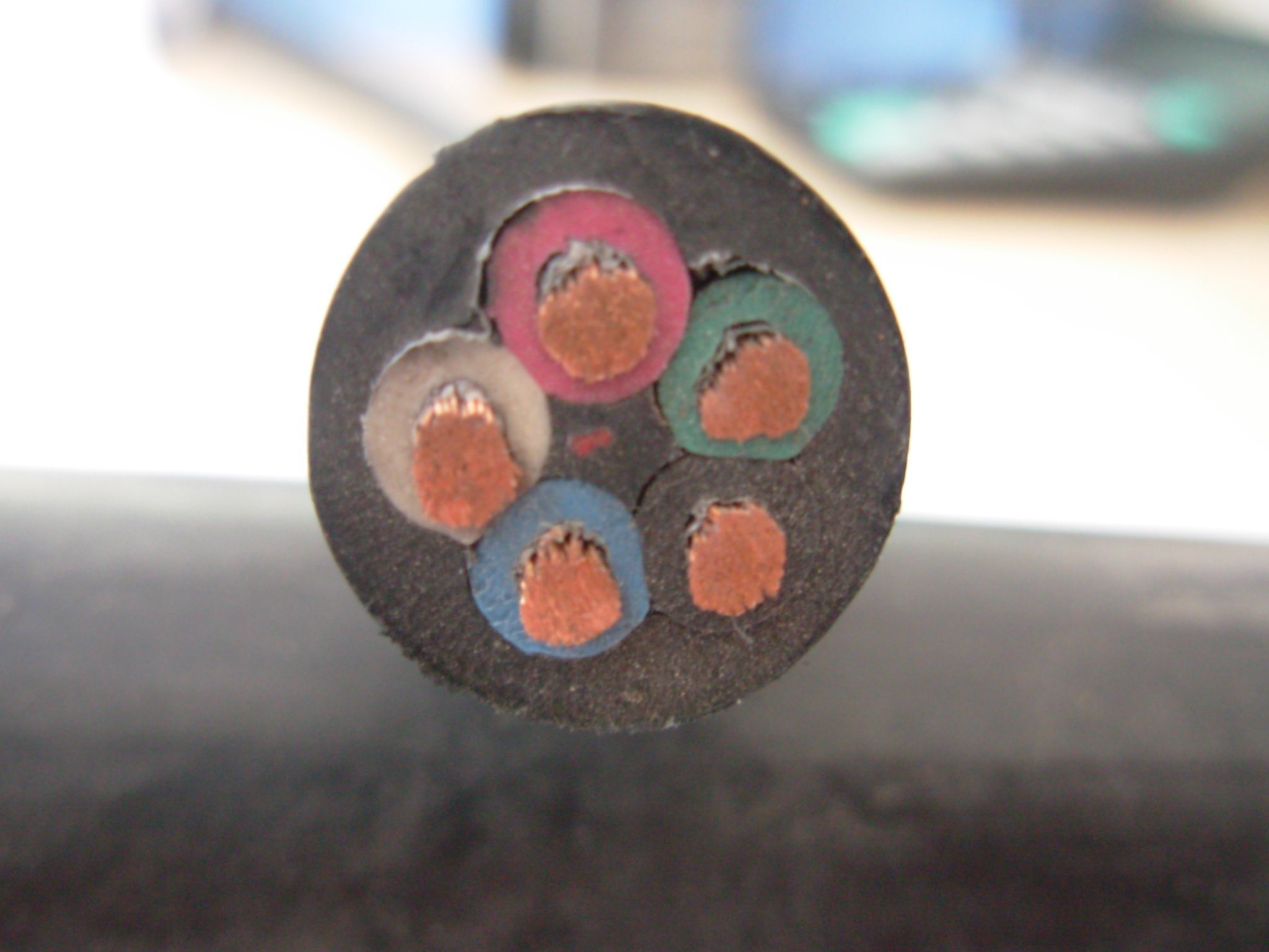 
                16mm 25mm 35mm 70mm 95mm fünf Kerne Gummi-isolierter Gummi Ummantelungskabel
            