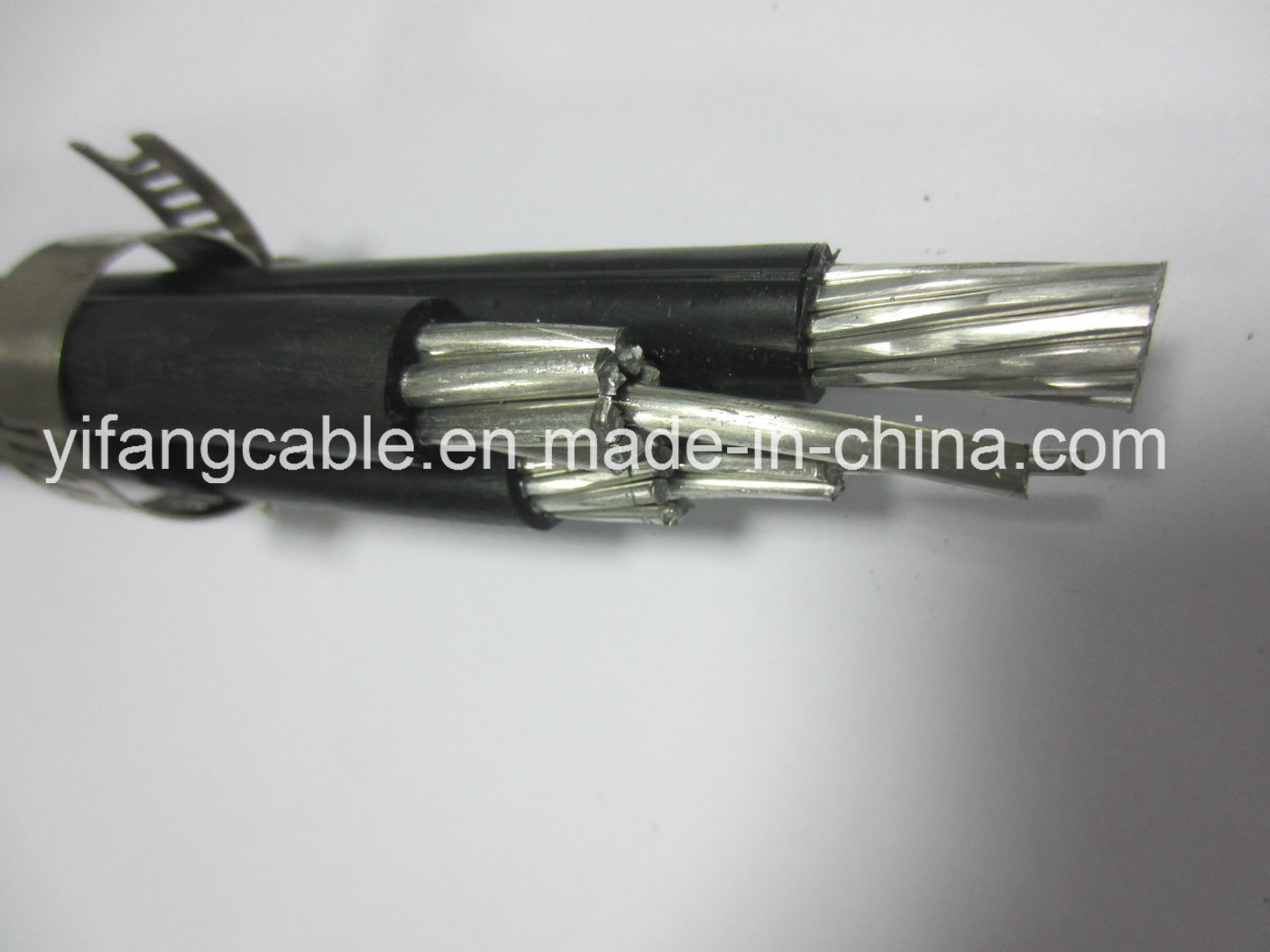 
                Quadruplex (3+1) службы провод алюминиевый проводник 11КВ Антенна верхней пучками кабеля цена 185 35 95мм2
            