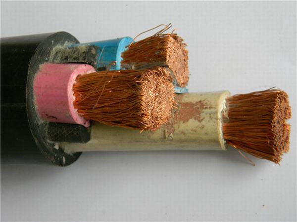 China 
                                 Tres núcleos de cobre con aislamiento de goma flexible Cable de la funda de goma                              fabricante y proveedor