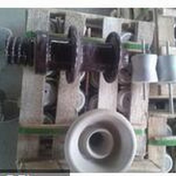 China 
                        Best Price Customizable Support Insulator Ceramic
                      manufacture and supplier