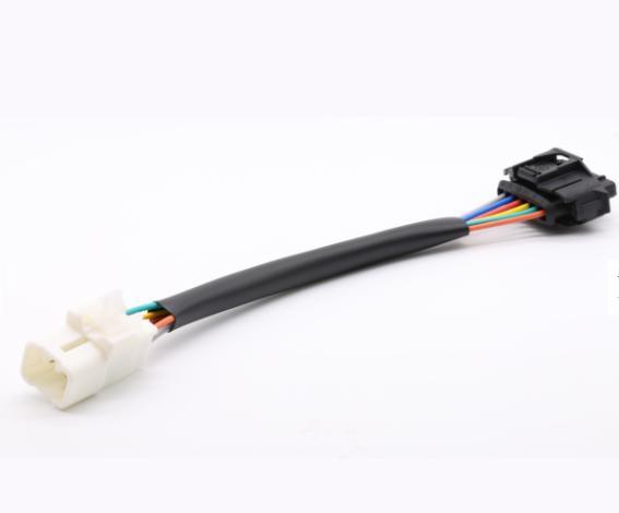 
                10-poliger Molex-Steckverbinder, kundenspezifischer Kabelbaum für PC und Computer Drücken Typ
            