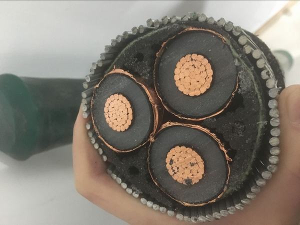 China 
                        BS 7835 XLPE LSZH 6.35/11 (12) Kv Power Cable
                      manufacture and supplier